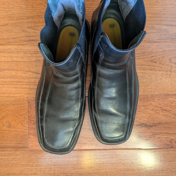 Dockers Black Men’s Leather Chelsea Boots - Picture 6 of 7